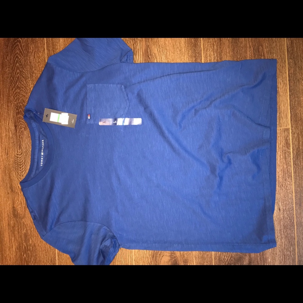 Tommy Hilfiger Large Blue T-Shirt (Never Worn) - Picture 1 of 3
